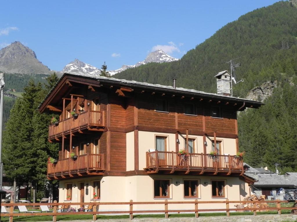 Villa Americana Chambres D'Hotes 尚波吕克 外观 照片